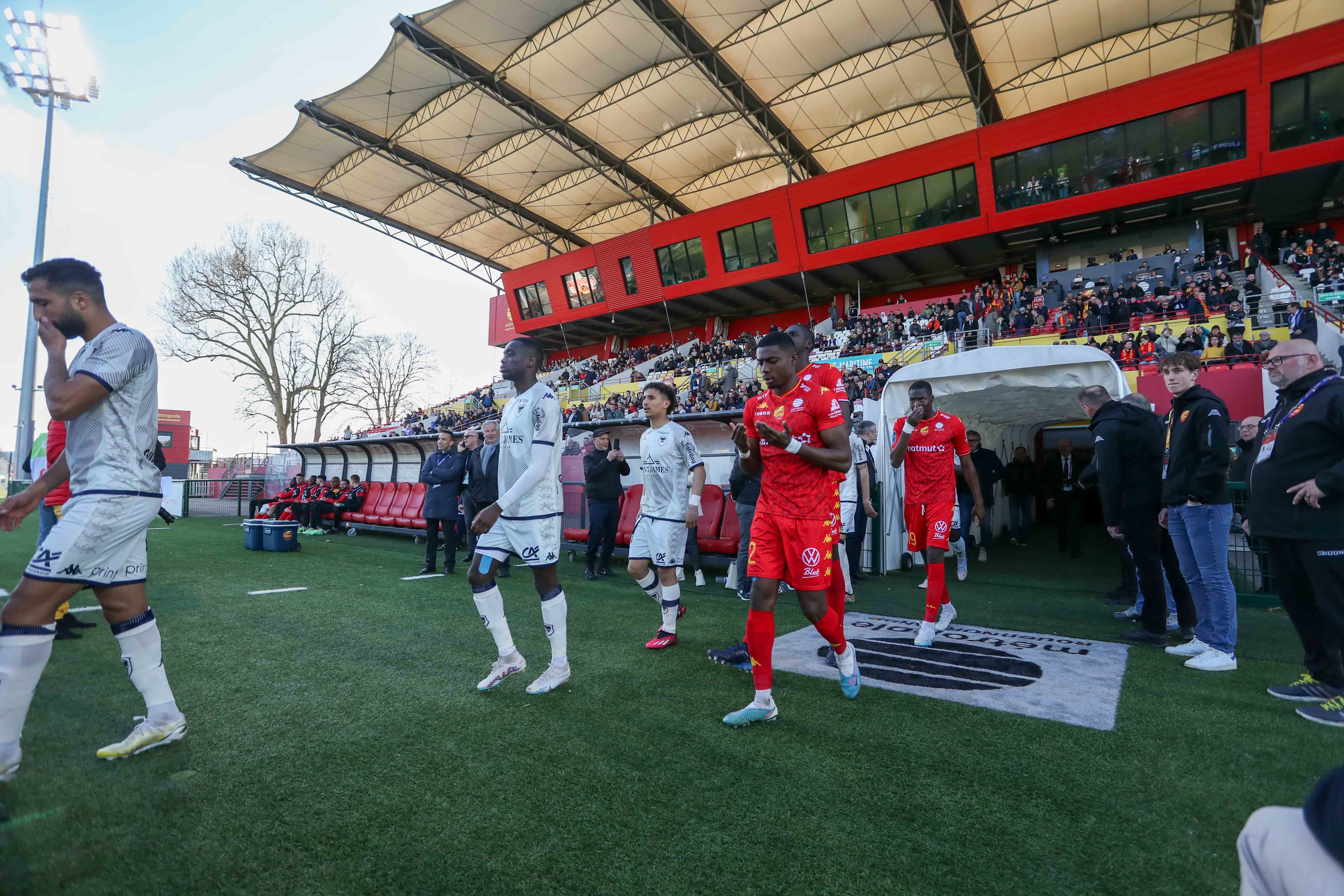 Première Période Fatale Au Stade Malherbe | Infos Match - Billet SMC ...