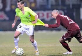 Le dernier succès caennais à Saint-Symphorien remonte à janvier 2010. Dans un choc entre deux prétendants à la montée en L1, le Stade Malherbe de Grégory Tafforeau s'était imposé 3-1 aux dépens du FC Metz d'un certain... Vincent Bessat.