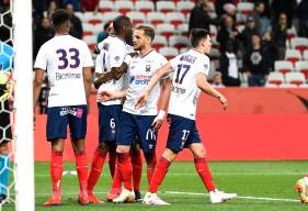 Les joueurs du Stade Malherbe Caen ont su se montrer solidaires face à l'OGC Nice pour obtenir les trois points