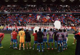 Revivez les dernières rencontres du Stade Malherbe Caen dans l'intimité du groupe professionnel