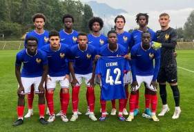 L'Équipe de France U19 de Tidiam Gomis a remporté un tournoi amical en Slovénie en s'imposant lors des trois matchs disputés