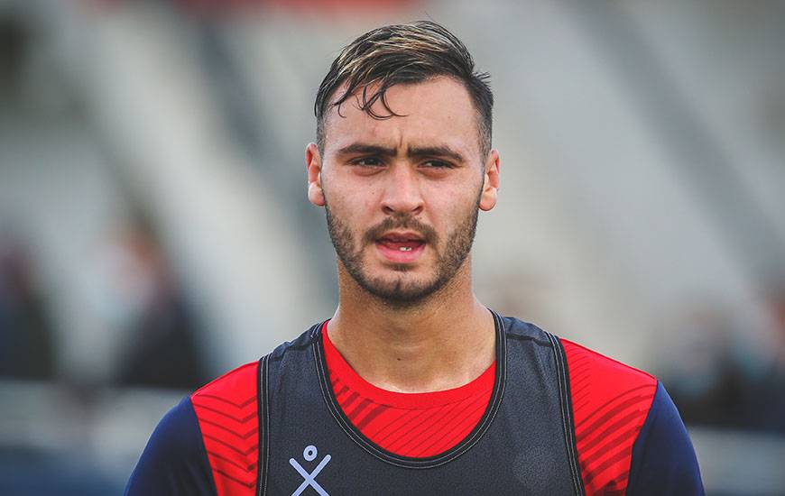 Après deux saisons au Stade Malherbe Caen, Azzeddine Toufiqui s'est engagé avec le FC Emmen aux Pays-Bas