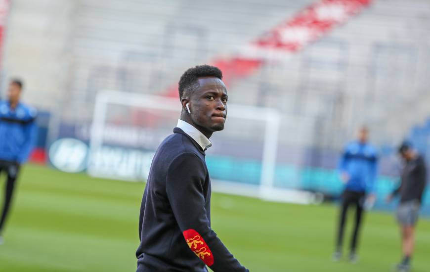 Passé par Valenciennes, Emmanuel Ntim fait son retour dans le groupe pour le déplacement dans le Nord