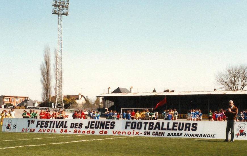 Le Festival des jeunes footballeurs, ancêtre du tournoi Jean Pinegon a vu le jour en 1984