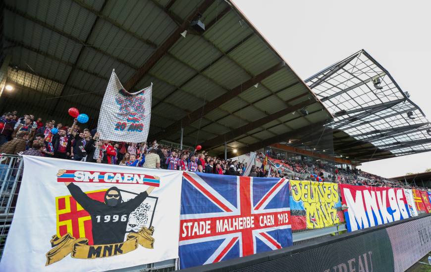 Les supporters du Stade Malherbe Caen étaient présents en nombre au stade Le Basser la saison dernière