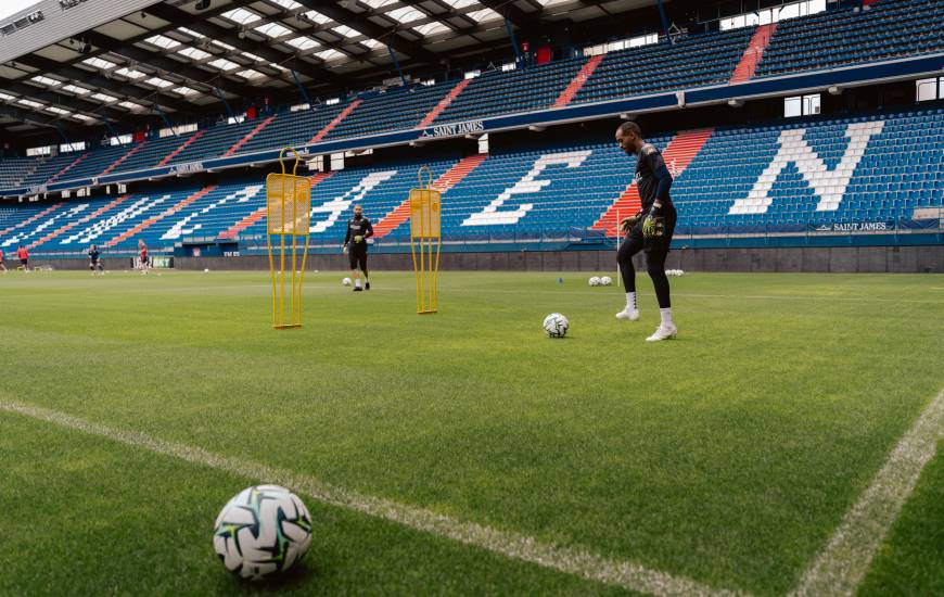 Le dernier entraînement avant la réception du FC Annecy se déroulera à huis-clos sur la pelouse de d'Ornano