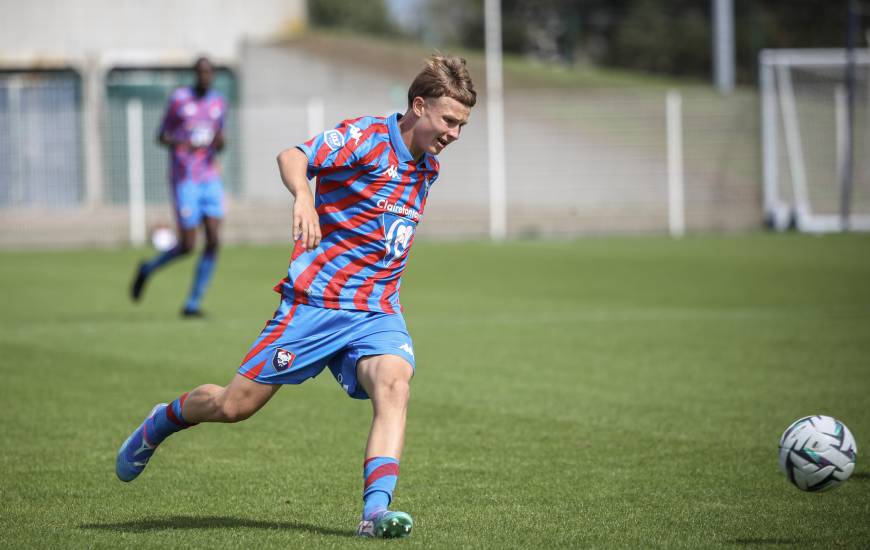 Loan Martot a inscrit le but de la victoire hier après-midi avec les U17 Nationaux sur la pelouse du FC Mantois