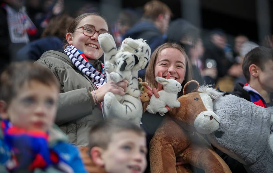 Plus de 1 000 peluches récoltées lors du match contre Clermont. Direction les Restos du Coeur et le Secours Populaire