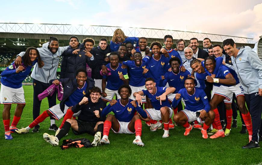 La joie de l'Équipe de France après le succès face à l'Ukraine en demi-finale de l'Euro U19 hier (1-0)